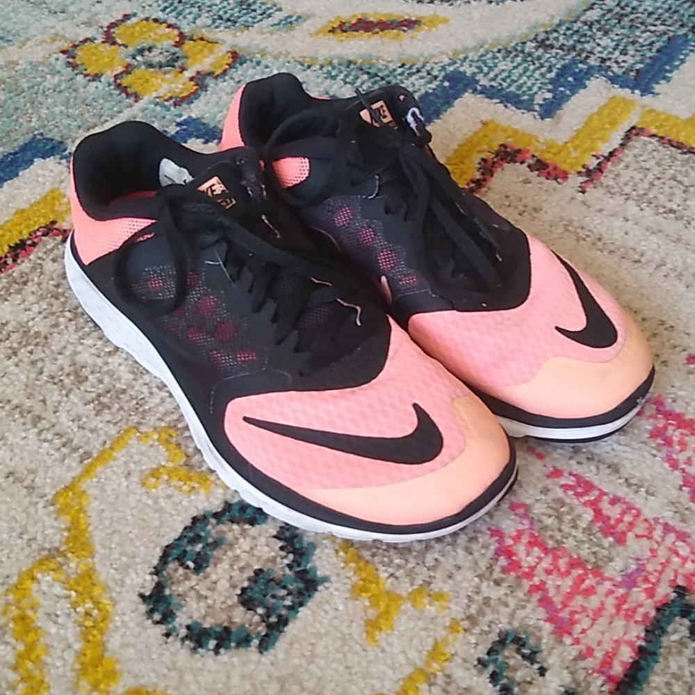 Nike FS Lite Run 3